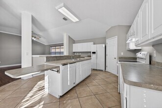 1602 Trent St in Fort Walton Beach, FL - Building Photo - Building Photo