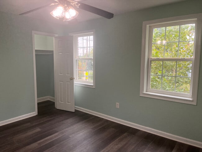 4646 Minnesota Ave NE in Washington, DC - Foto de edificio - Building Photo