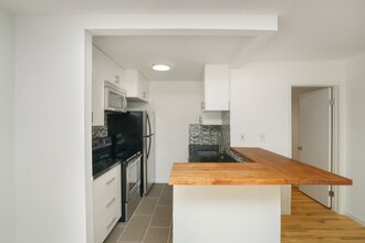 7740 Redlands St in Los Angeles, CA - Building Photo - Building Photo