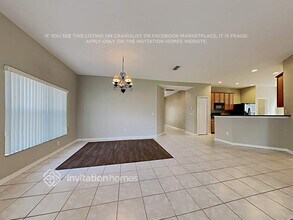 1630 Emerald Hill Way in Valrico, FL - Building Photo - Building Photo