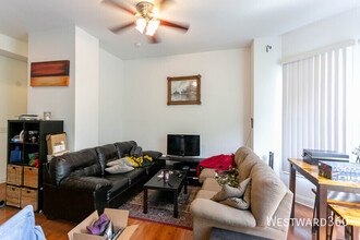 2535 W North Ave in Chicago, IL - Building Photo - Building Photo