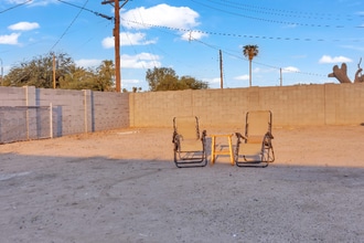 1908 E Lynne Ln in Phoenix, AZ - Building Photo - Building Photo