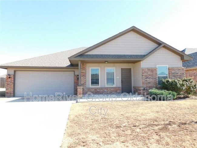 1324 Eagle Dr