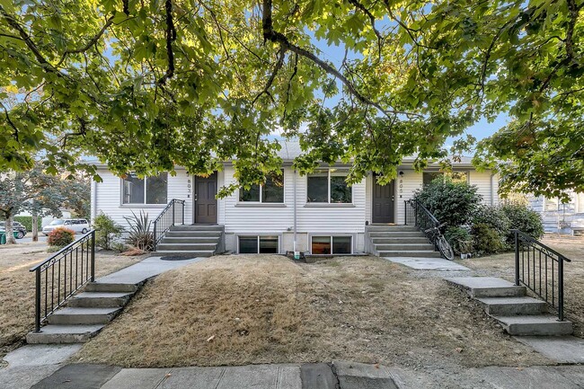 803 26th Ave in Seattle, WA - Building Photo - Building Photo