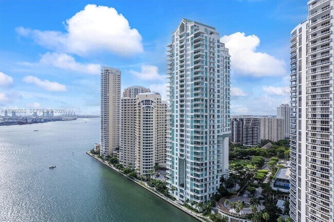 property at 900 Brickell Key Blvd