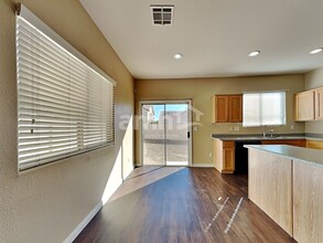 3941 Yellow Mandarin Ave in North Las Vegas, NV - Building Photo - Building Photo