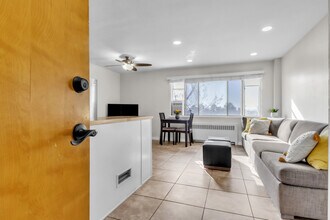 130 S 1300 E, Unit 303 in Salt Lake City, UT - Building Photo - Building Photo