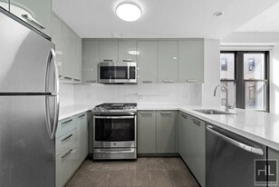 310 Clarkson Ave in Brooklyn, NY - Building Photo