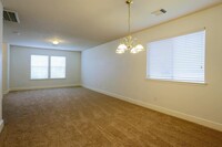 11915 Sanspereil Dr in Houston, TX - Building Photo - Building Photo