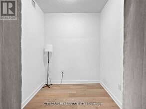 10 Honeycrisp Cres in Vaughan, ON - Building Photo - Building Photo