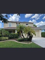 8417 Canterbury Lake Blvd in Tampa, FL - Building Photo