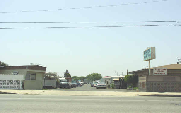 Adobe Mobile Home Park in Gardena, CA - Building Photo - Building Photo