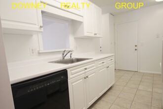 118 Plymouth Dr in Norwood, MA - Foto de edificio - Building Photo