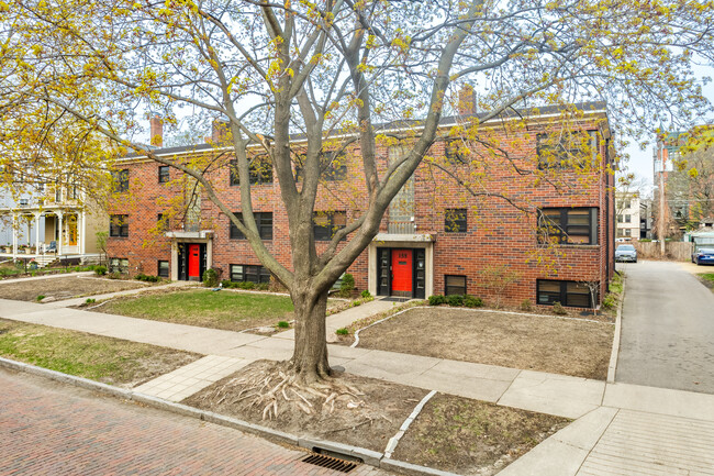 147 Virginia Street in St. Paul, MN - Foto de edificio - Building Photo