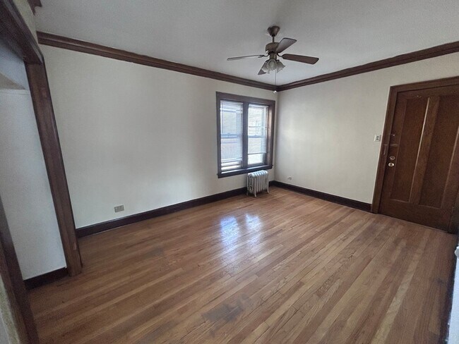 3154 N Linder Ave in Chicago, IL - Building Photo - Building Photo