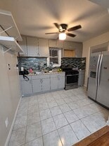 135-01 234th St in Queens, NY - Building Photo