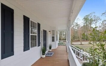 102 Wire Grass Way in Hampstead, NC - Building Photo - Building Photo