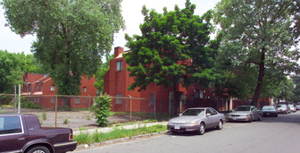 24-40 Bancroft St in Springfield, MA - Building Photo