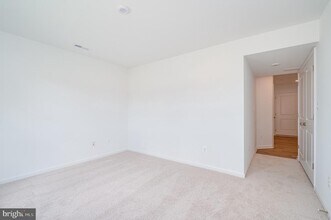 24 Armistead Pl in Charles Town, WV - Building Photo - Building Photo