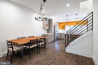 1757 Waterloo St in Philadelphia, PA - Building Photo - Building Photo