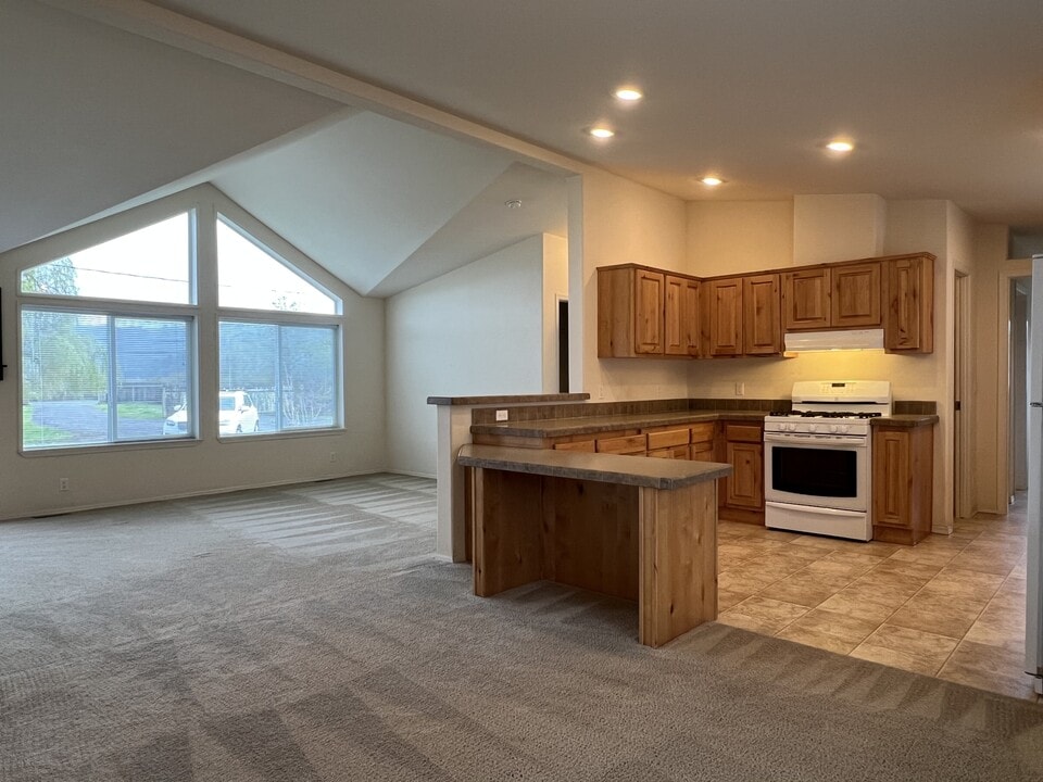 1759 Glendale Dr in Mckinleyville, CA - Building Photo