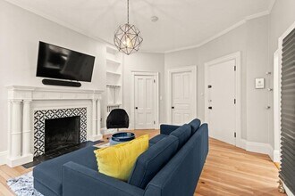 473 Beacon St in Boston, MA - Building Photo - Building Photo