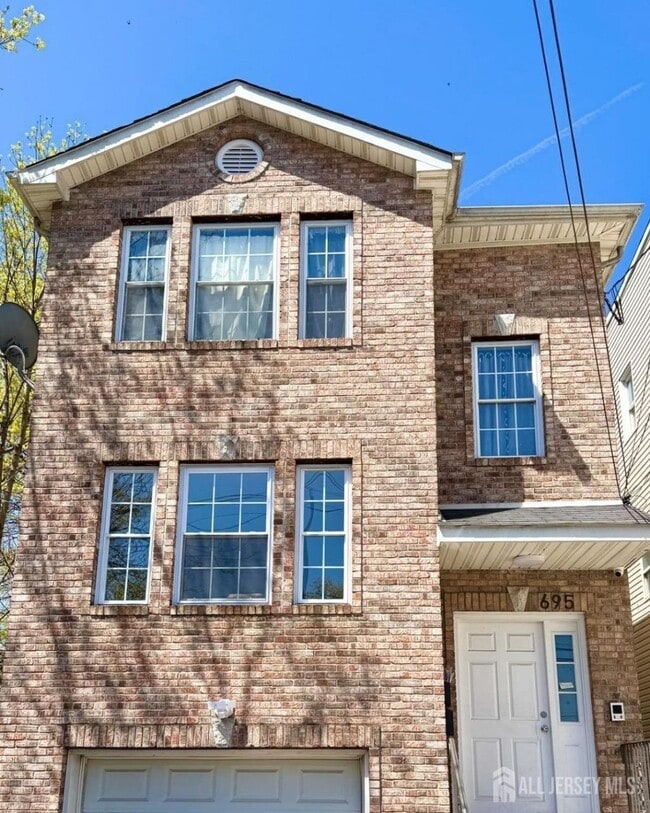property at 695 S 11th St