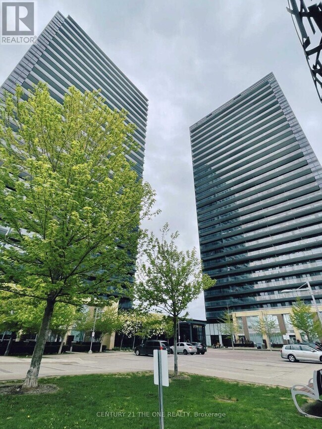 33-2633 Singer Ct in Toronto, ON - Building Photo - Building Photo