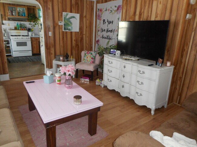 102 5th St in California, PA - Building Photo - Building Photo