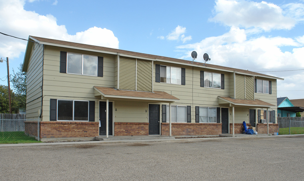 315-317 E Florida Ave in Nampa, ID - Foto de edificio