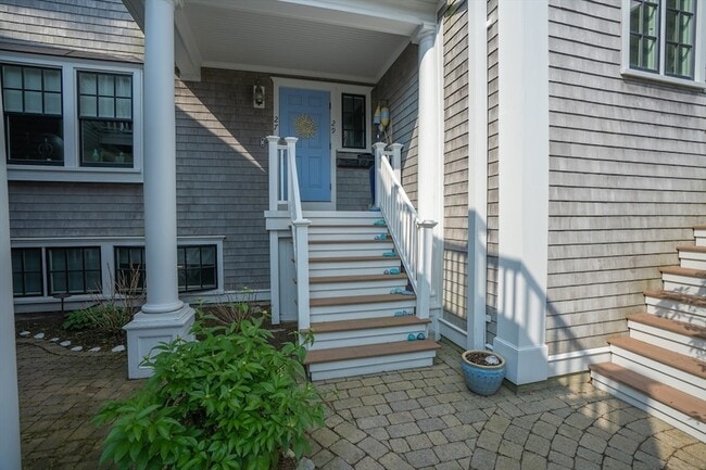 27 Brewster St, Unit 27 in Plymouth, MA - Building Photo - Building Photo