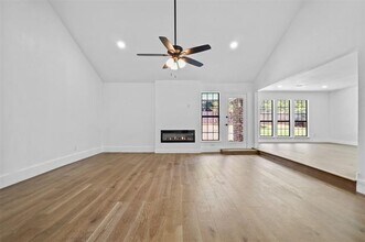 6012 Meredith Ln in Fort Worth, TX - Building Photo - Building Photo