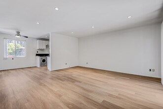 508 Ashland Ave, Unit 102 in Santa Monica, CA - Foto de edificio - Building Photo