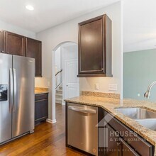 70 Madeline Cir in Taylors, SC - Building Photo - Building Photo