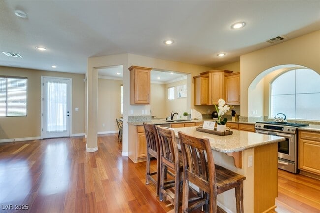 7336 W Mesa Vista Ave in Las Vegas, NV - Building Photo - Building Photo