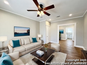 411 E Courtland Pl in San Antonio, TX - Building Photo - Building Photo