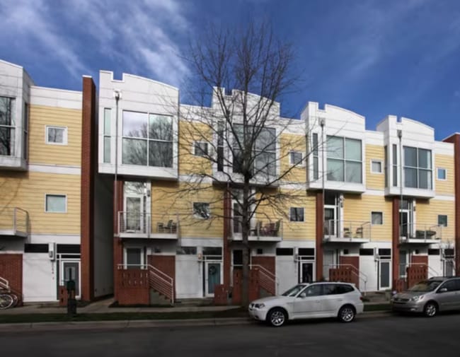 2074 Euclid Ave, Unit 2074