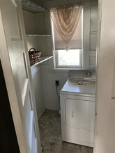 229 River St, Unit 1 in Newton, MA - Building Photo - Building Photo