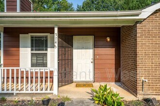 5745 Williamsburg Trce in Atlanta, GA - Building Photo - Building Photo