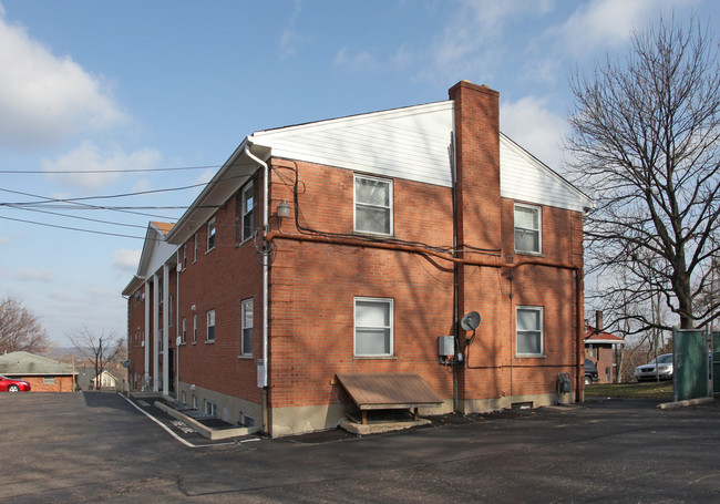 Waltella Place in Cincinnati, OH - Building Photo - Building Photo