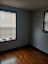 111 Plymouth Ave S in Mattydale, NY - Foto de edificio - Building Photo