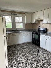 509 Hazelwood St in Bristol, TN - Building Photo - Building Photo