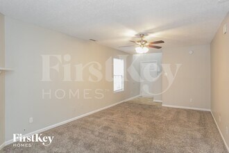 5982 Redcliff N Ln in Plainfield, IN - Foto de edificio - Building Photo