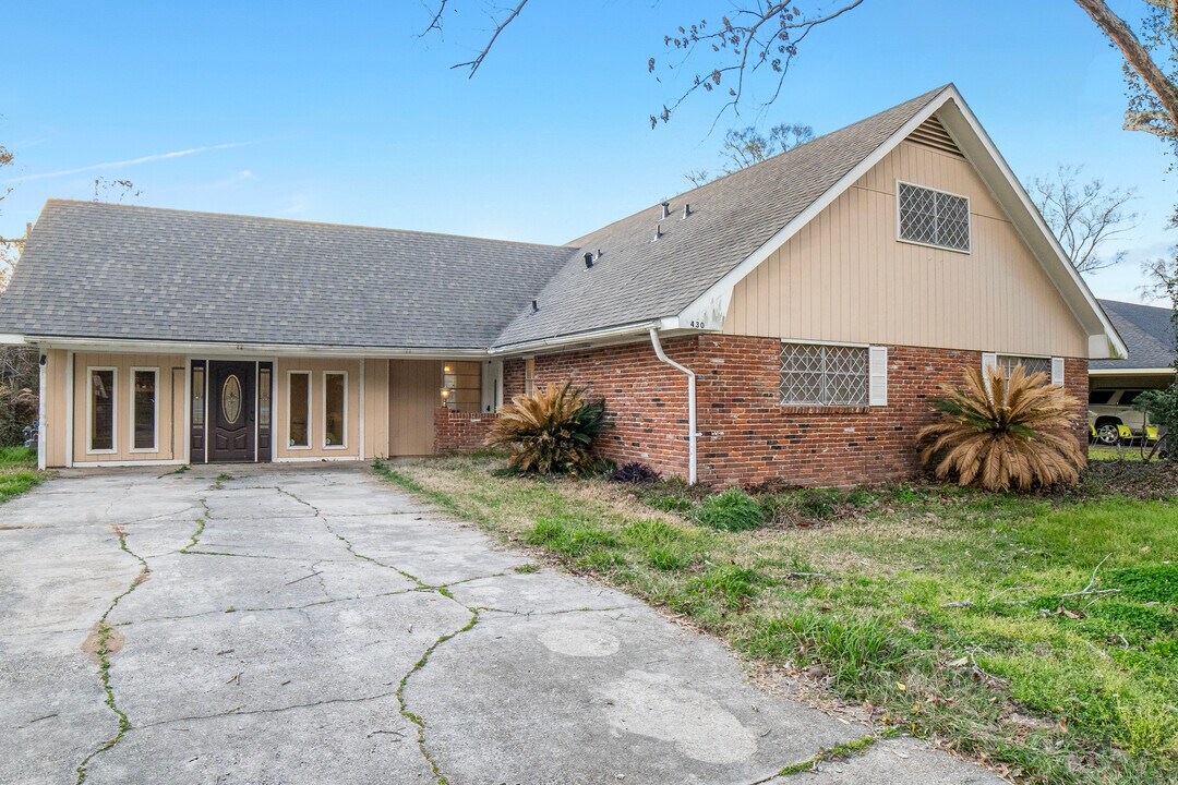 430 Gloria Dr in Baton Rouge, LA - Building Photo