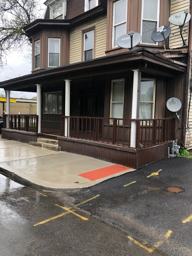 623 Napoleon St Apartments and Nearby Johnstown Apartments For Rent