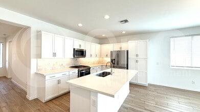 14765 W Sand Hills Rd in Surprise, AZ - Building Photo - Building Photo