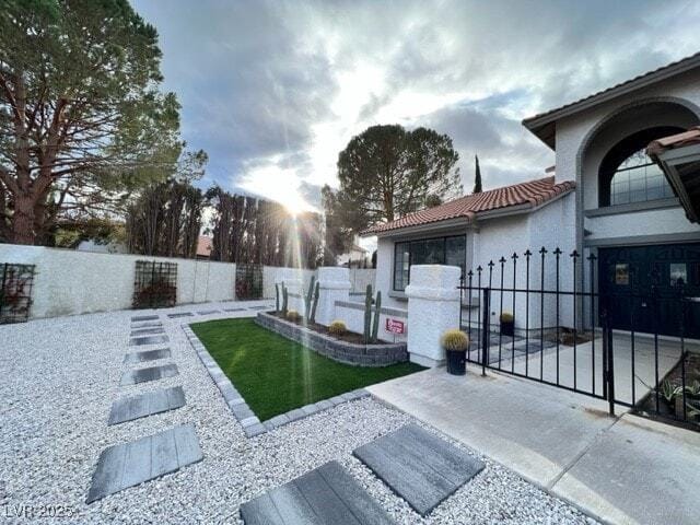 3156 Shadow Bluff Ave in Las Vegas, NV - Building Photo - Building Photo