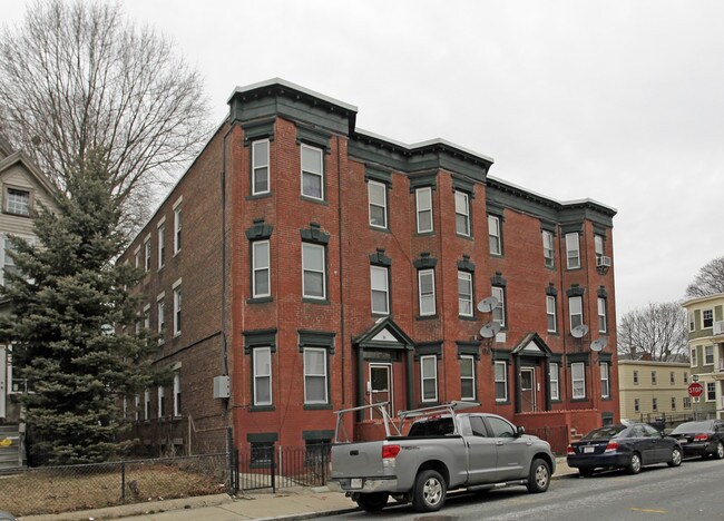 80-84 Shepton St in Boston, MA - Foto de edificio - Building Photo