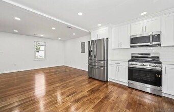 405 Ruth St in Bridgeport, CT - Building Photo - Building Photo