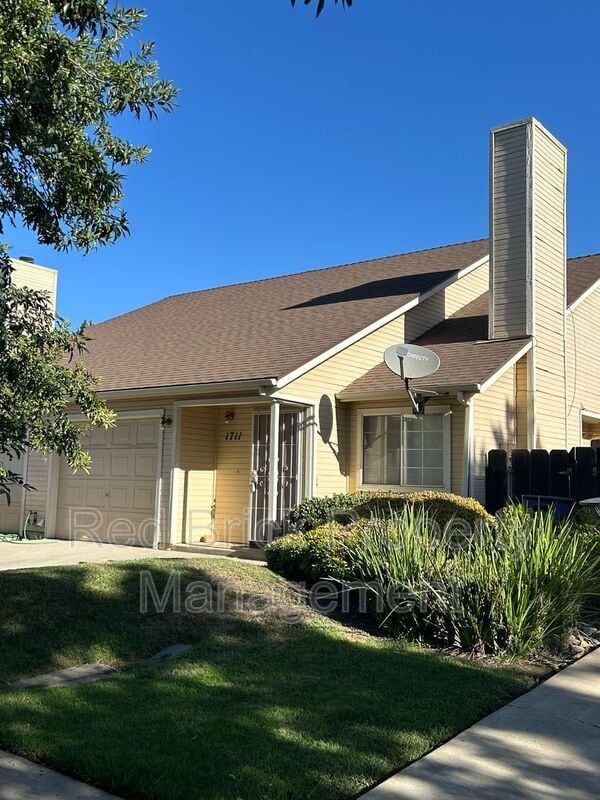 property at 1711 Elayne Dr